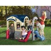 Casinha PlayHouse - com escorregador e plataforma de escalada - Little Tikes